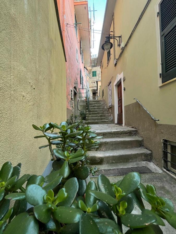 L'Emporio Rooms Manarola Exterior photo